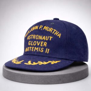 uss john p murtha astronaut glover artemis ii hat3