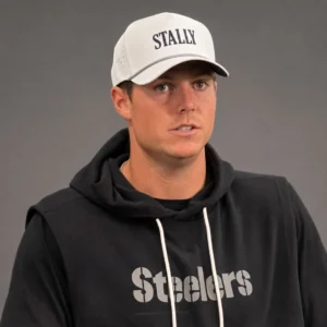 will howard stanley hat2